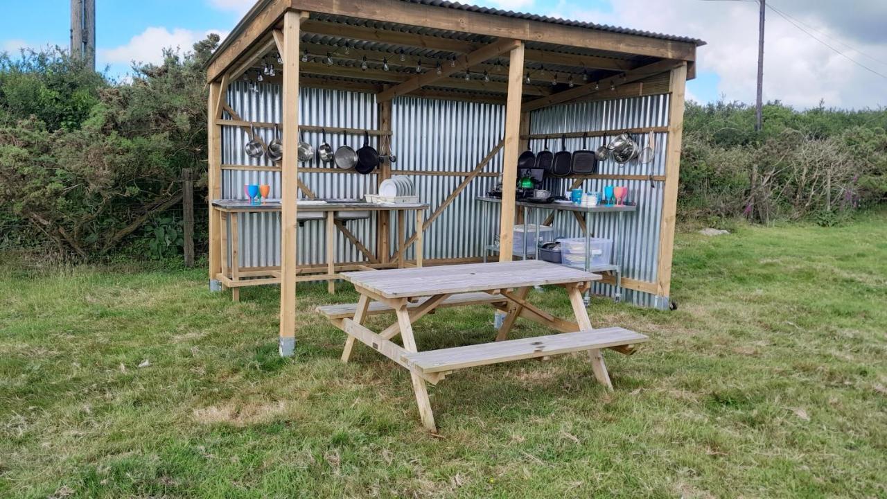 Cornish Skies Glamping Pool Экстерьер фото