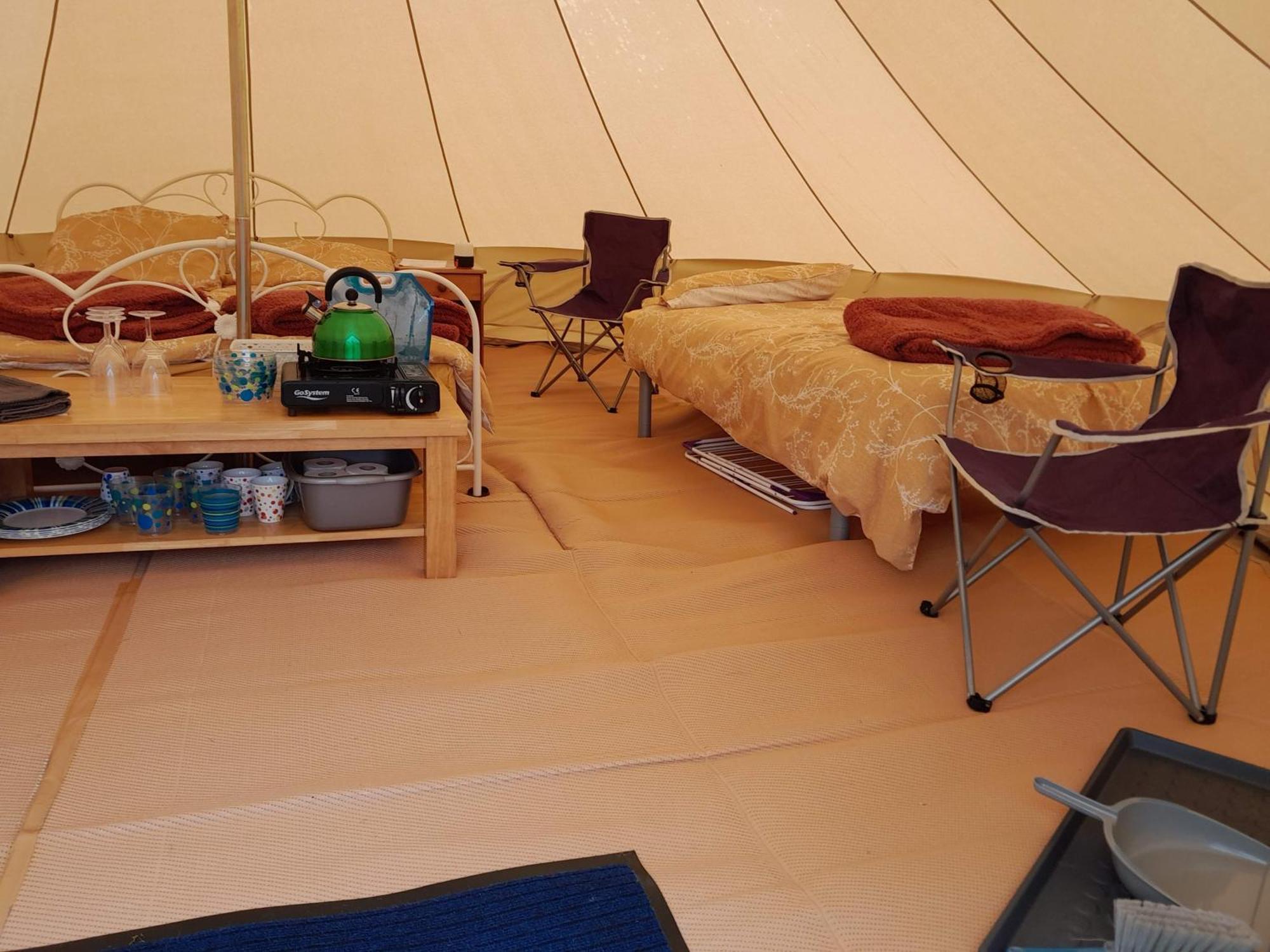 Cornish Skies Glamping Pool Экстерьер фото