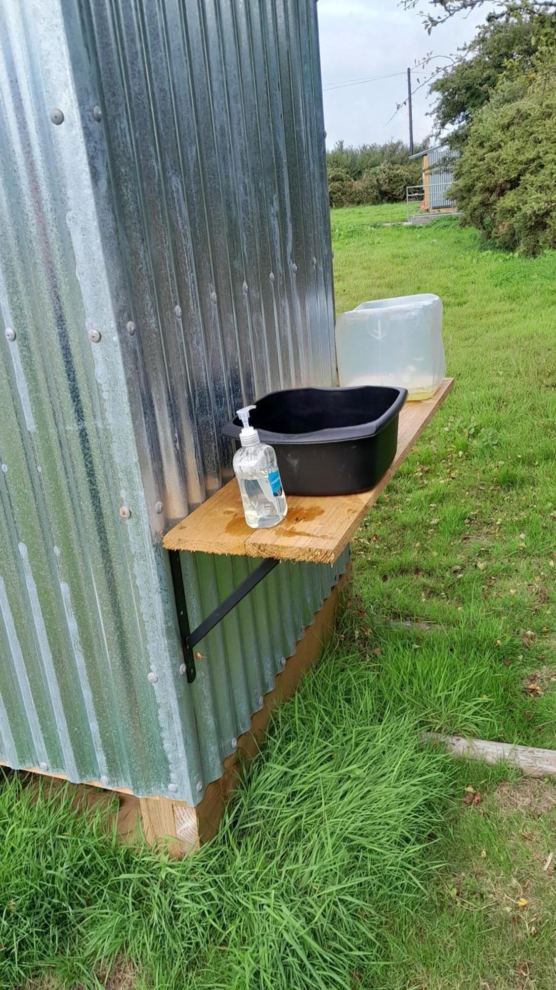 Cornish Skies Glamping Pool Экстерьер фото