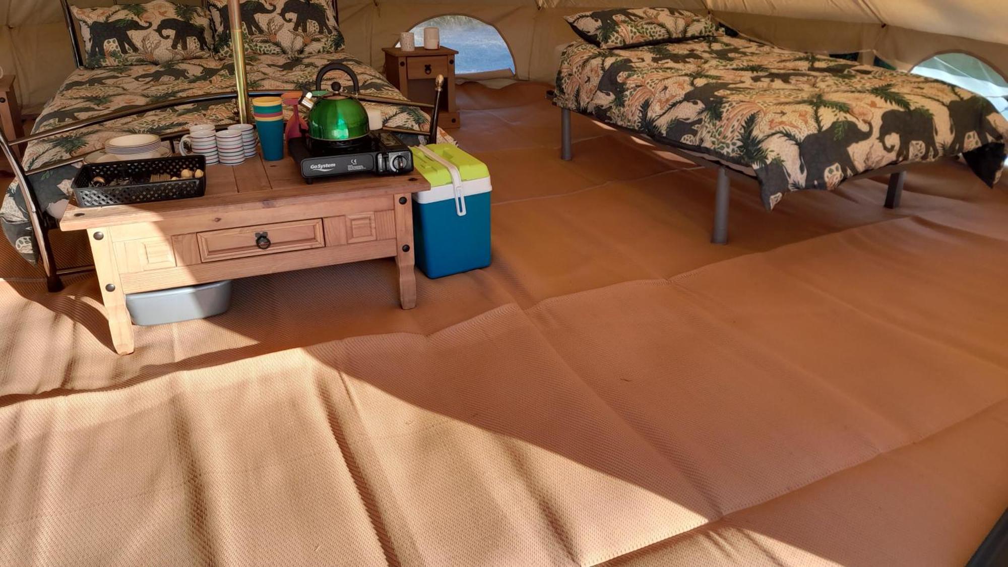 Cornish Skies Glamping Pool Экстерьер фото