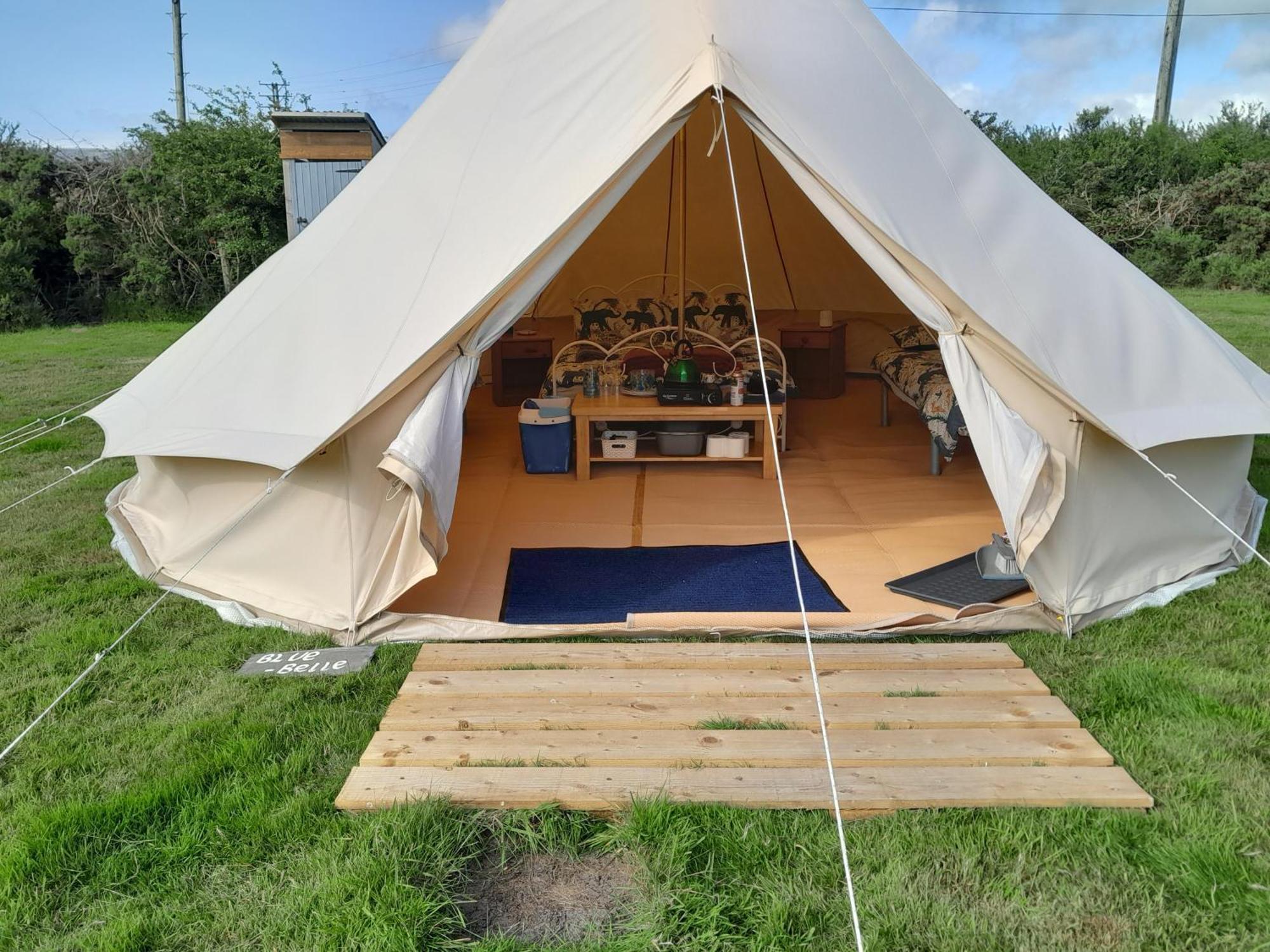 Cornish Skies Glamping Pool Экстерьер фото